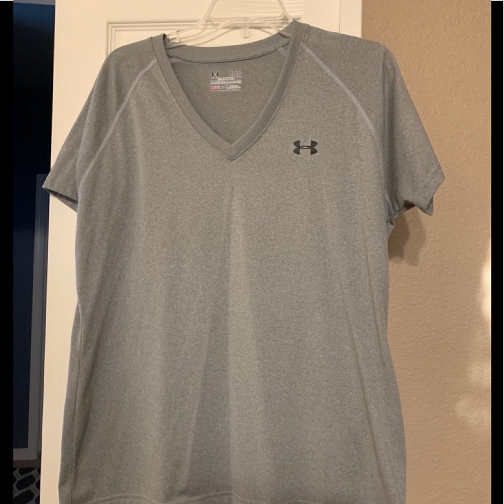 Workout short sleeve shirt moisture wicking